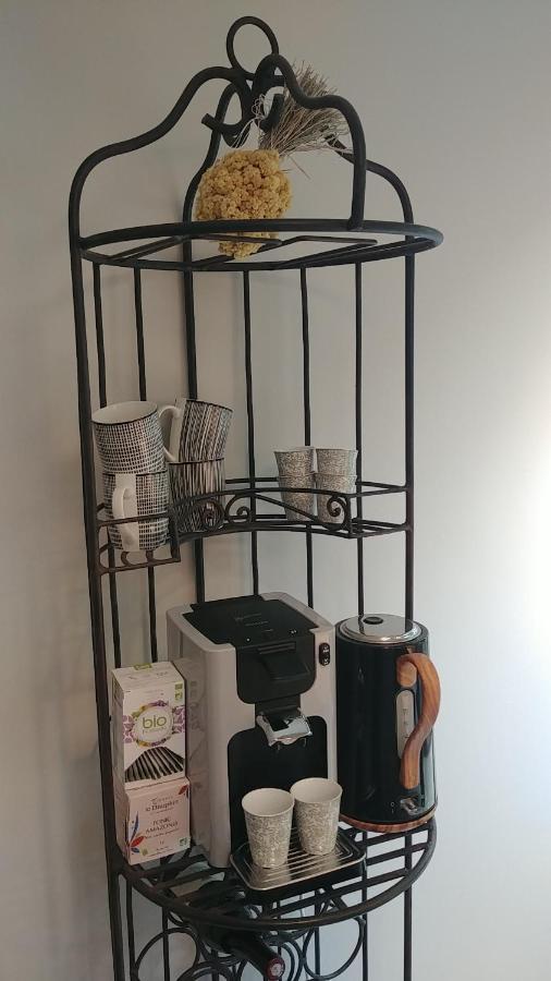 Charmant Studio A Nyons. Bagian luar foto